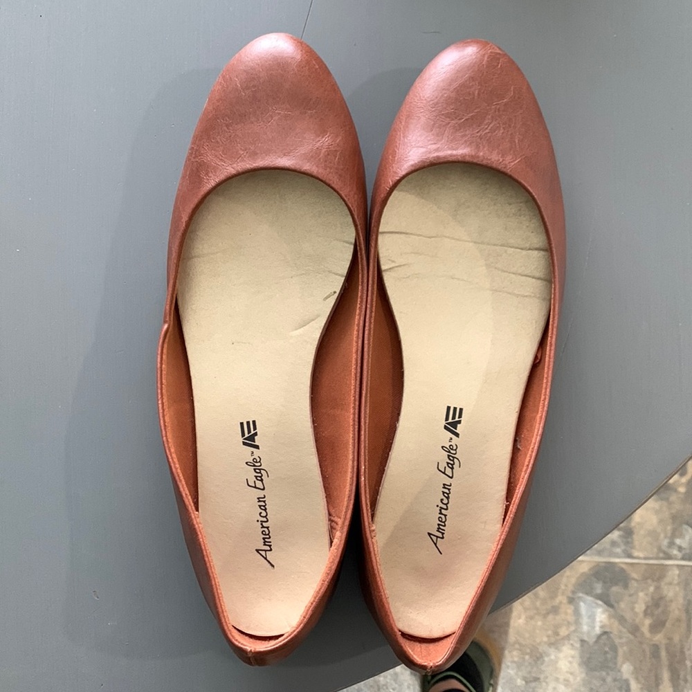 American eagle leather flats